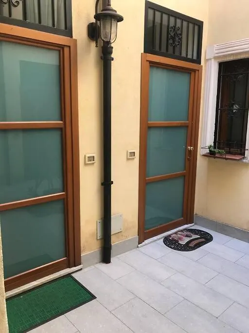 Apartment La Casetta Di Nonno Antonio Palermo